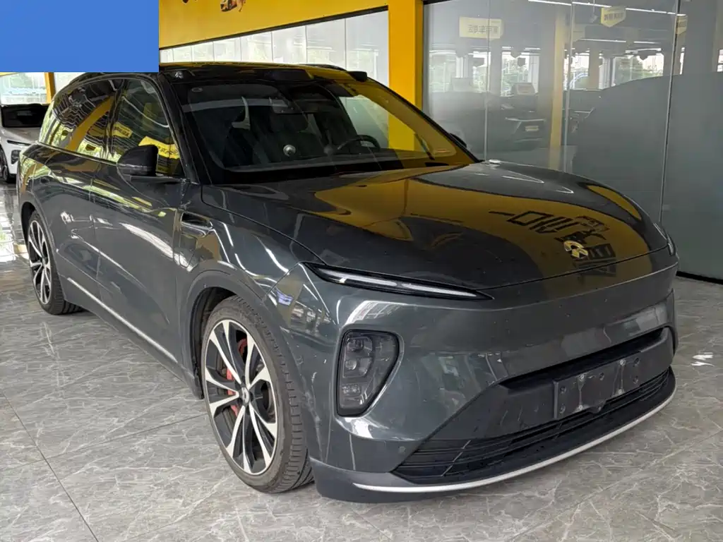 NIO ES8 2023