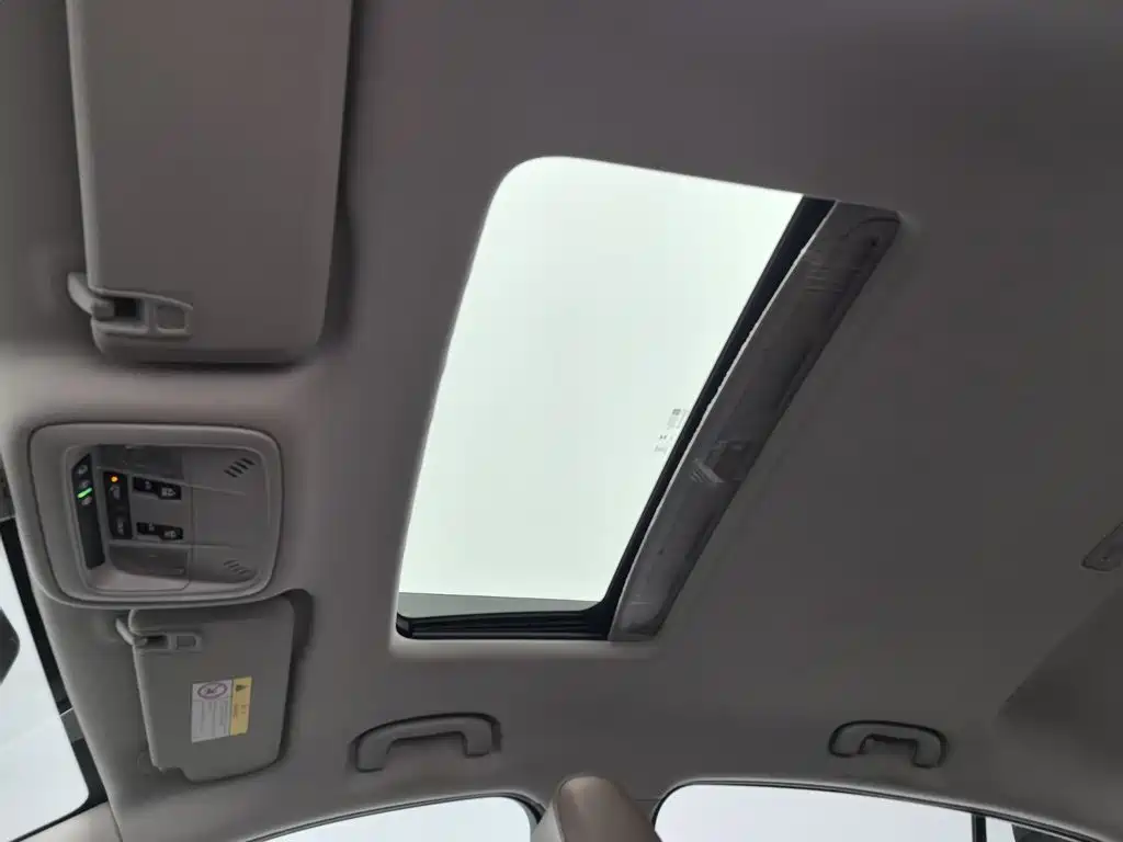 Buick Regal 2023 — фото 14