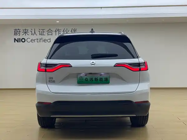 NIO ES8 2019