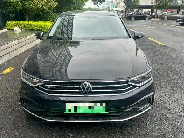 Volkswagen Magotan PHEV 2022