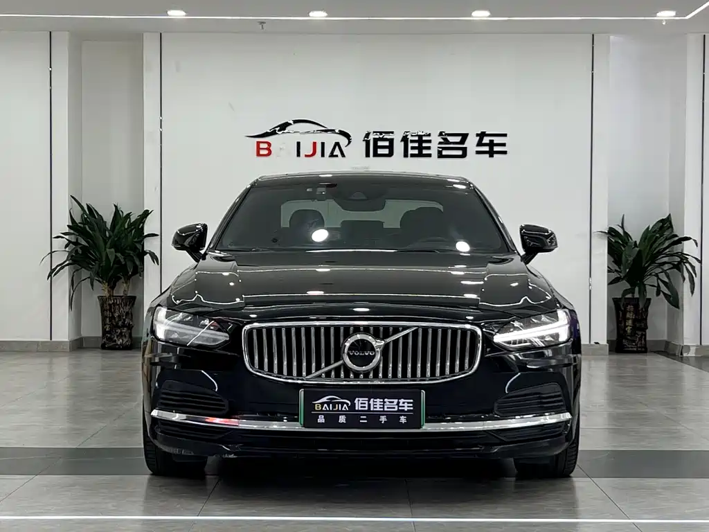 Volvo S90 PHEV 2021
