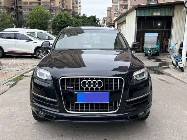 Audi Q7 2013