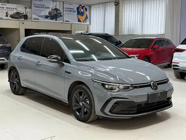 Volkswagen Golf 2023
