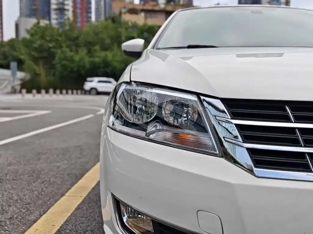 Volkswagen Gran Lavida 2015