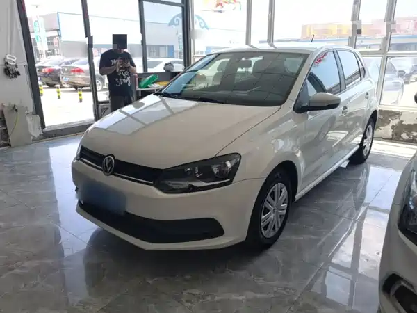 Volkswagen Polo 2016
