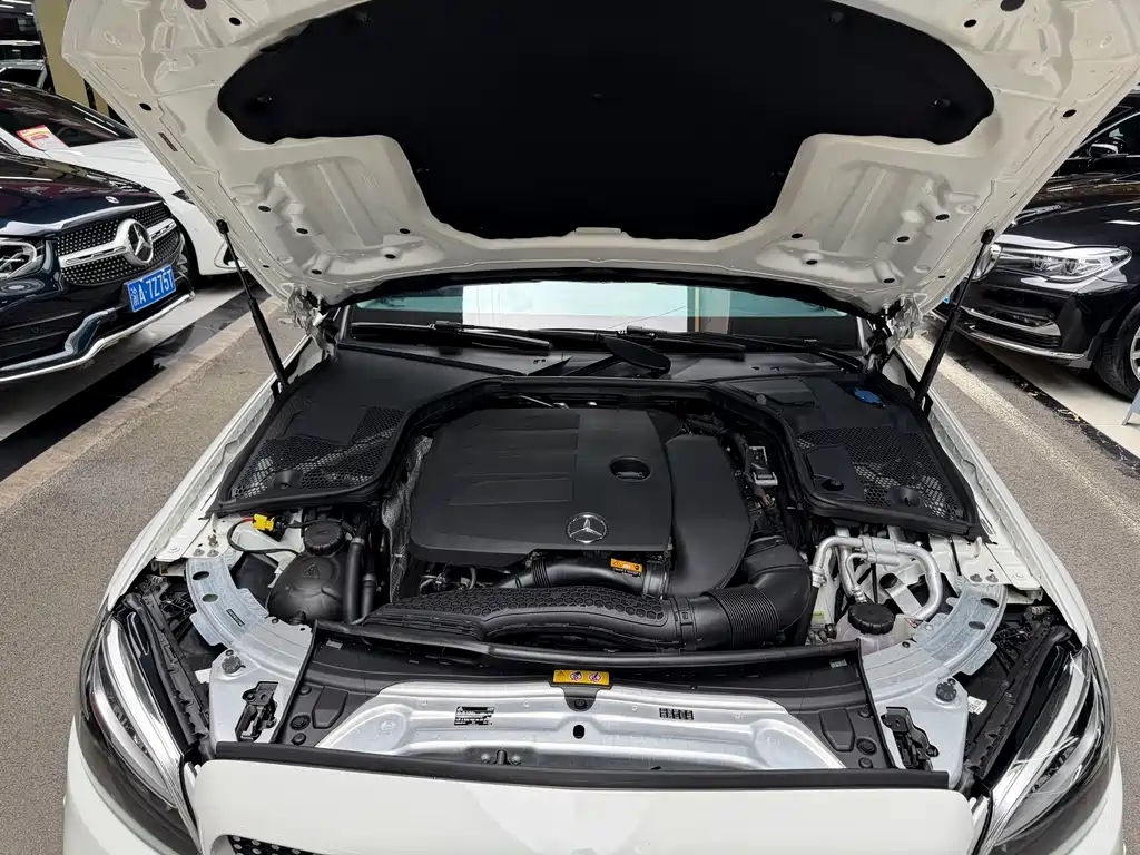 Mercedes-Benz C-Class 2019 — фото 34