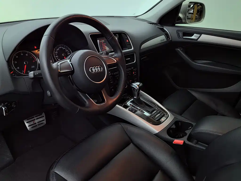 Audi Q5 2016 — фото 19