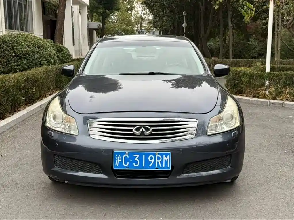 Infiniti G 2009