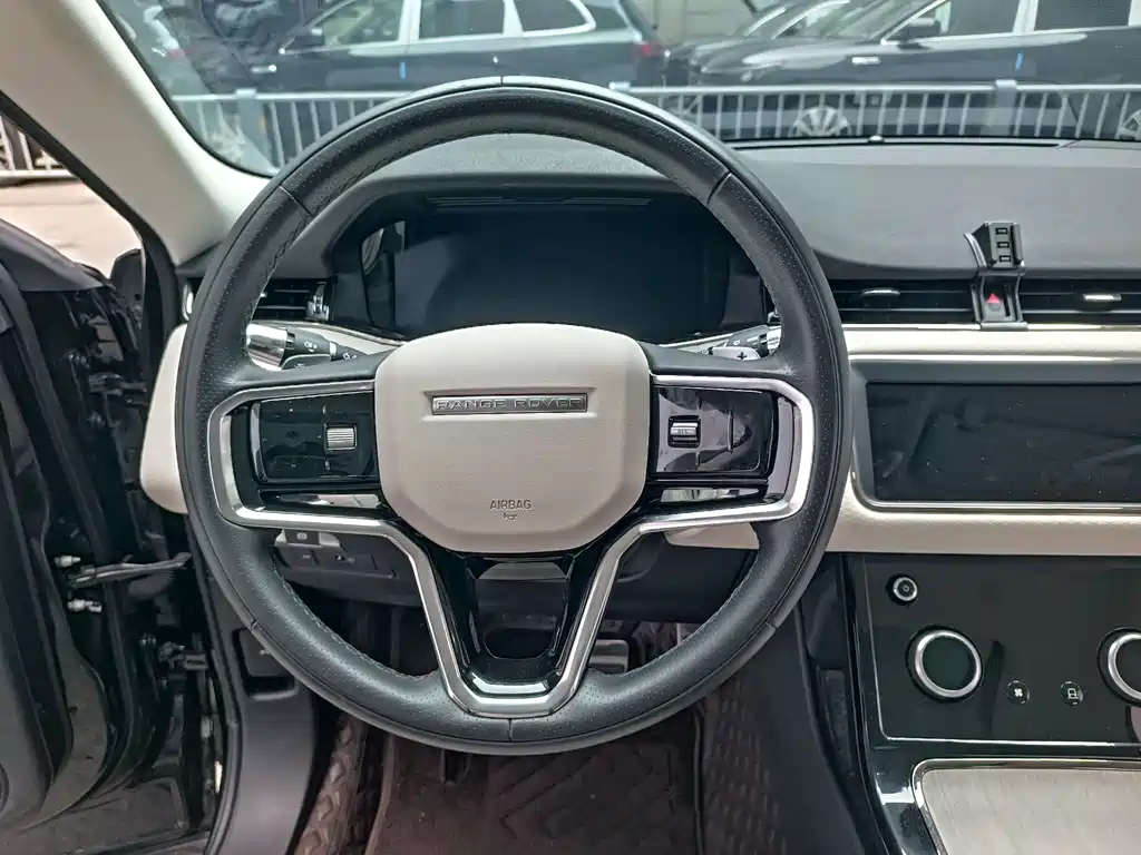 Land Rover Evoque 2022 — фото 14