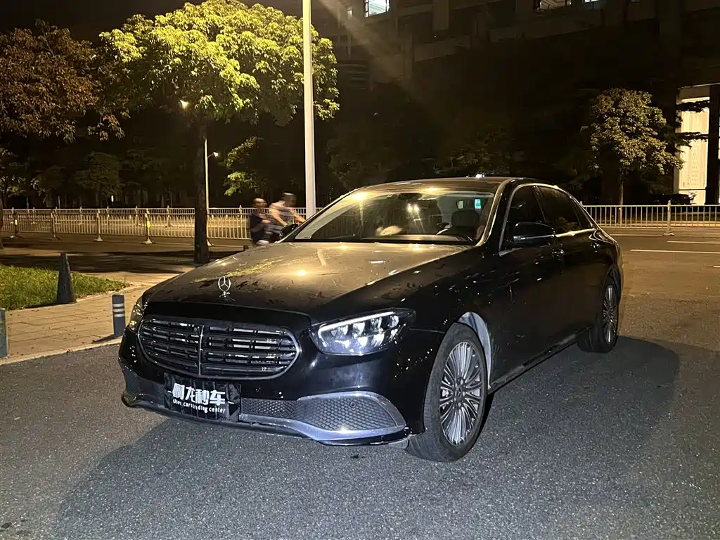 Mercedes-Benz E-Class 2021