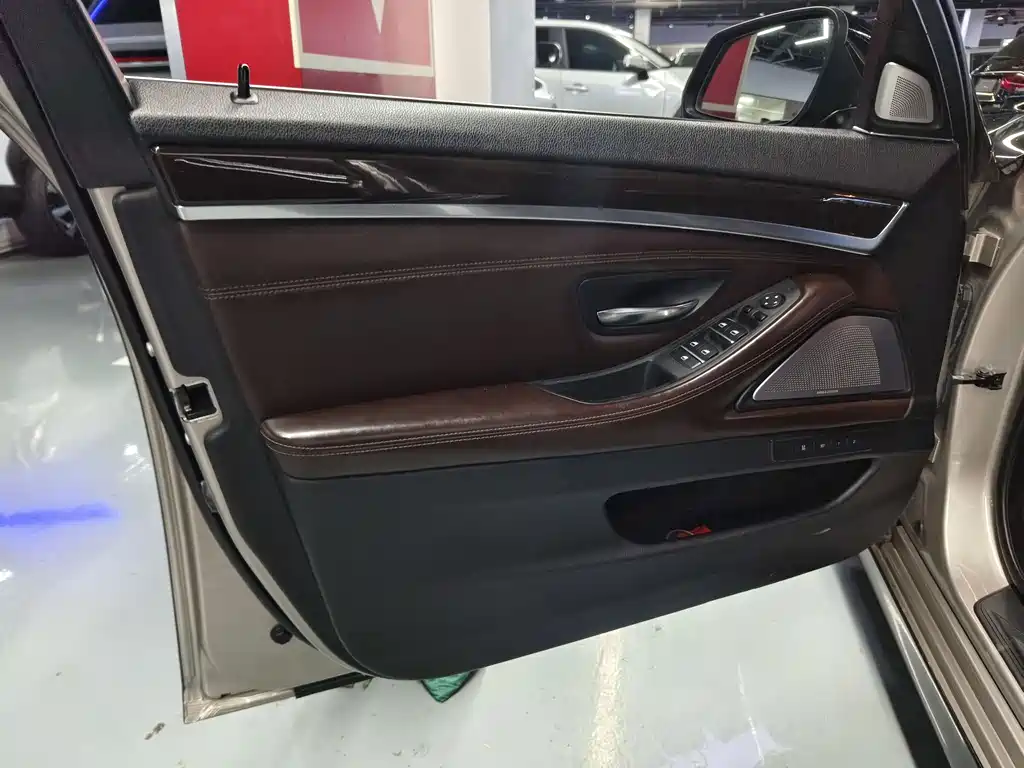 BMW 5 Series 2015
