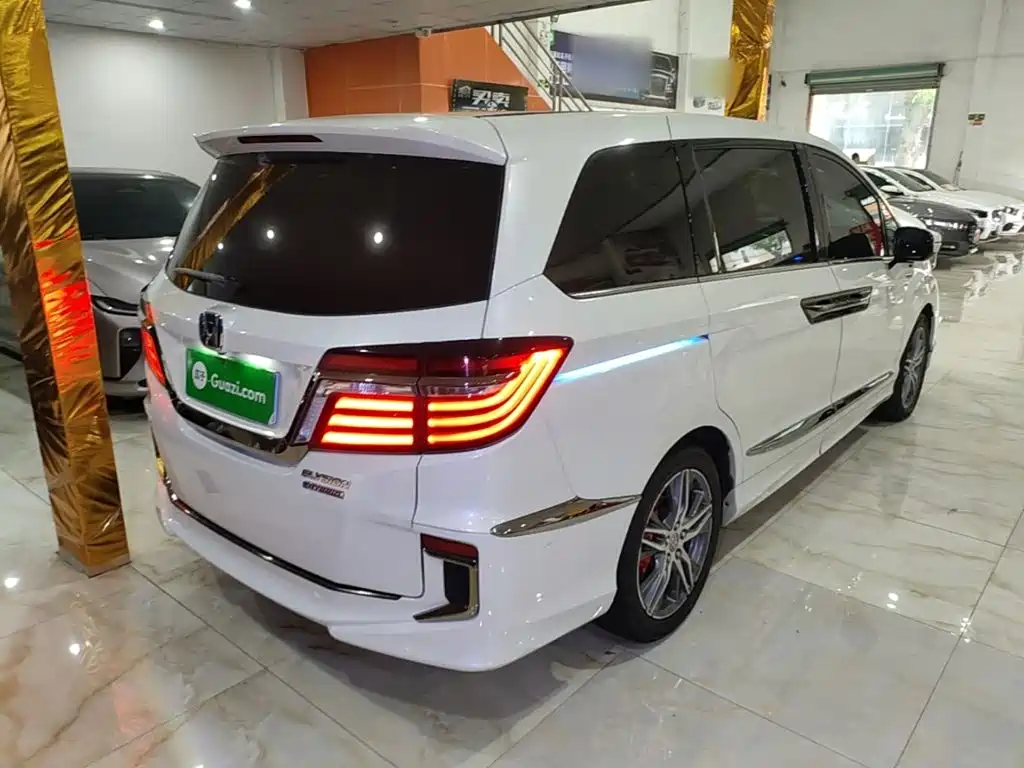 Honda Elysion 2021