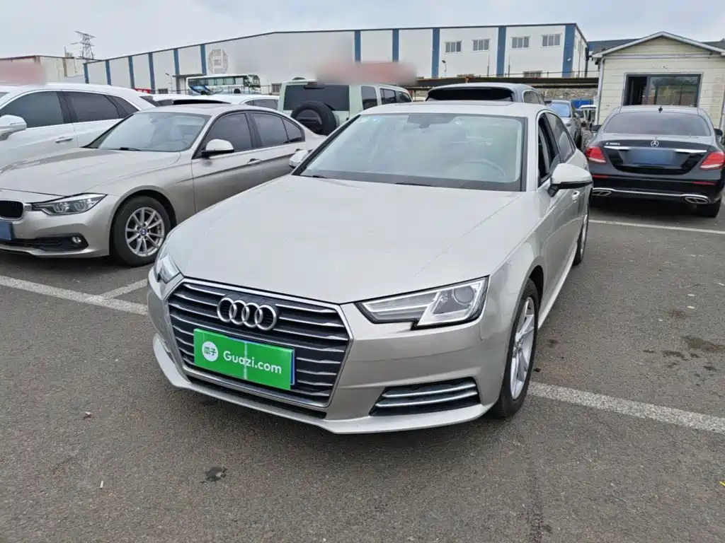 Audi A4L 2017