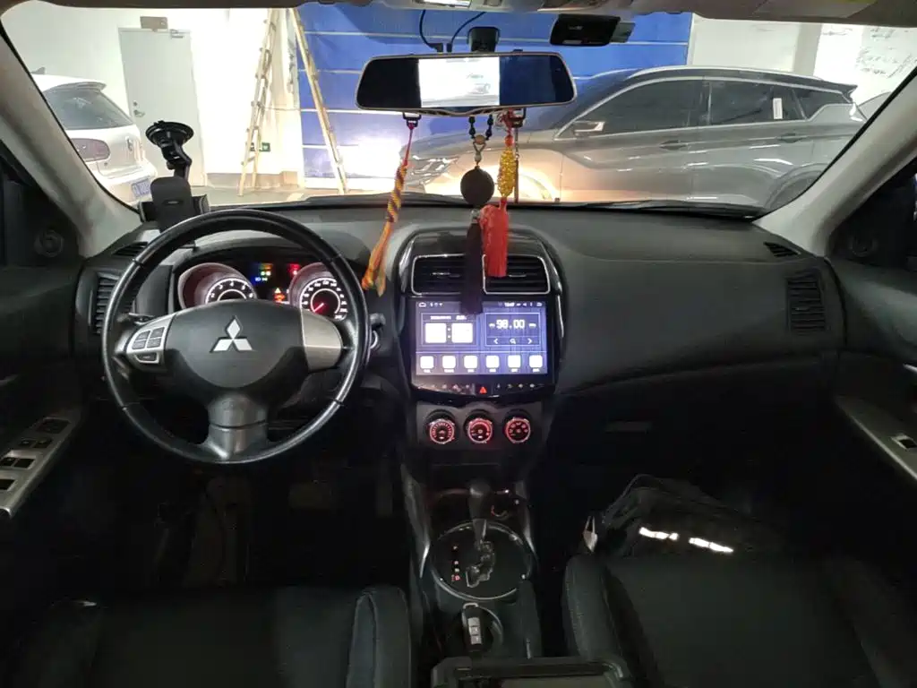 Mitsubishi ASX 2016 — фото 10