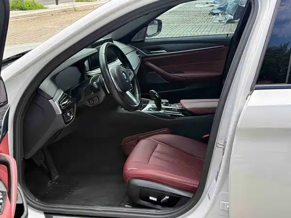 BMW 5 Series 2023