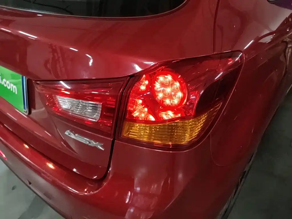 Mitsubishi ASX 2016 — фото 8