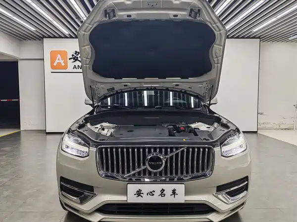 Volvo XC90 2022