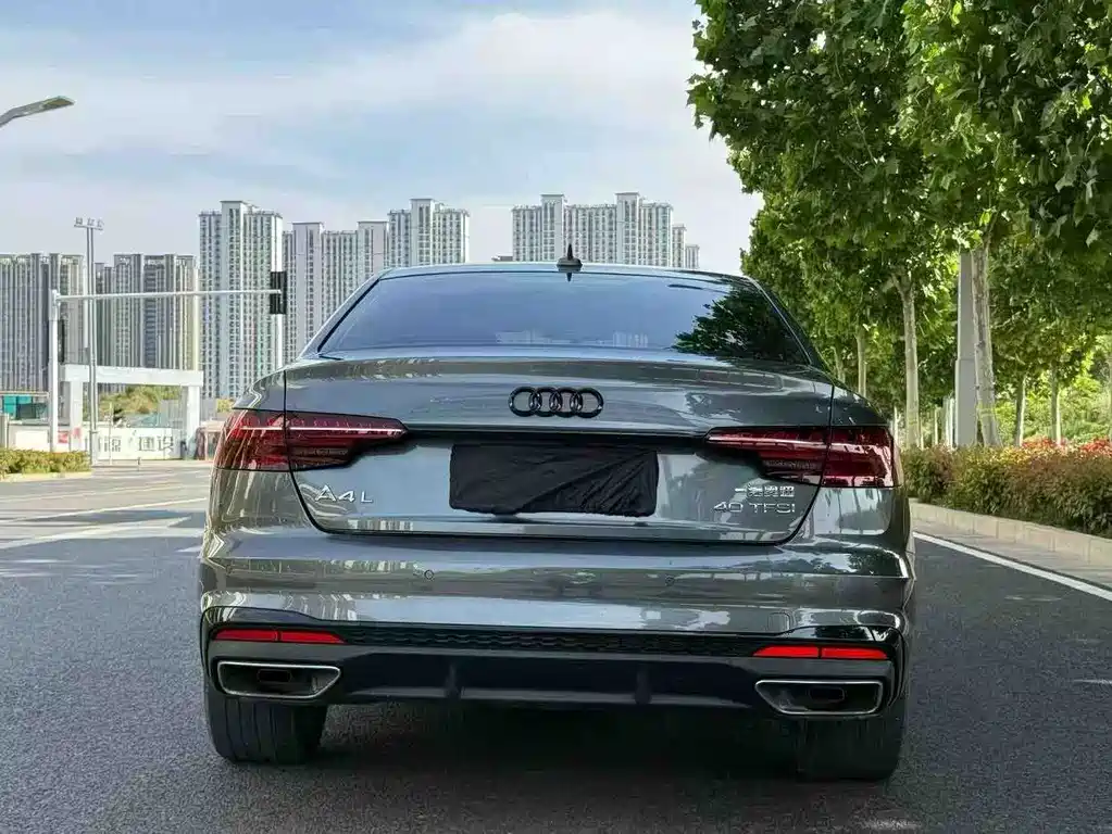 Audi A4L 2023