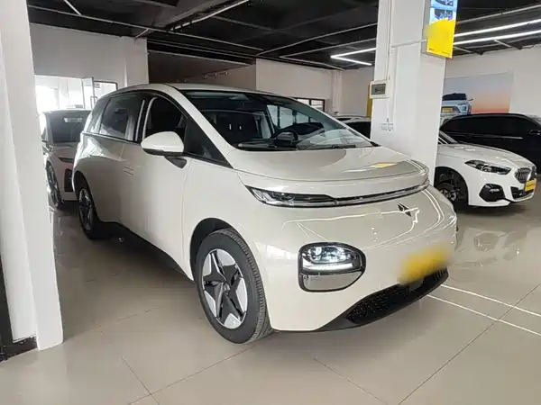 Baojun Yunduo 2024