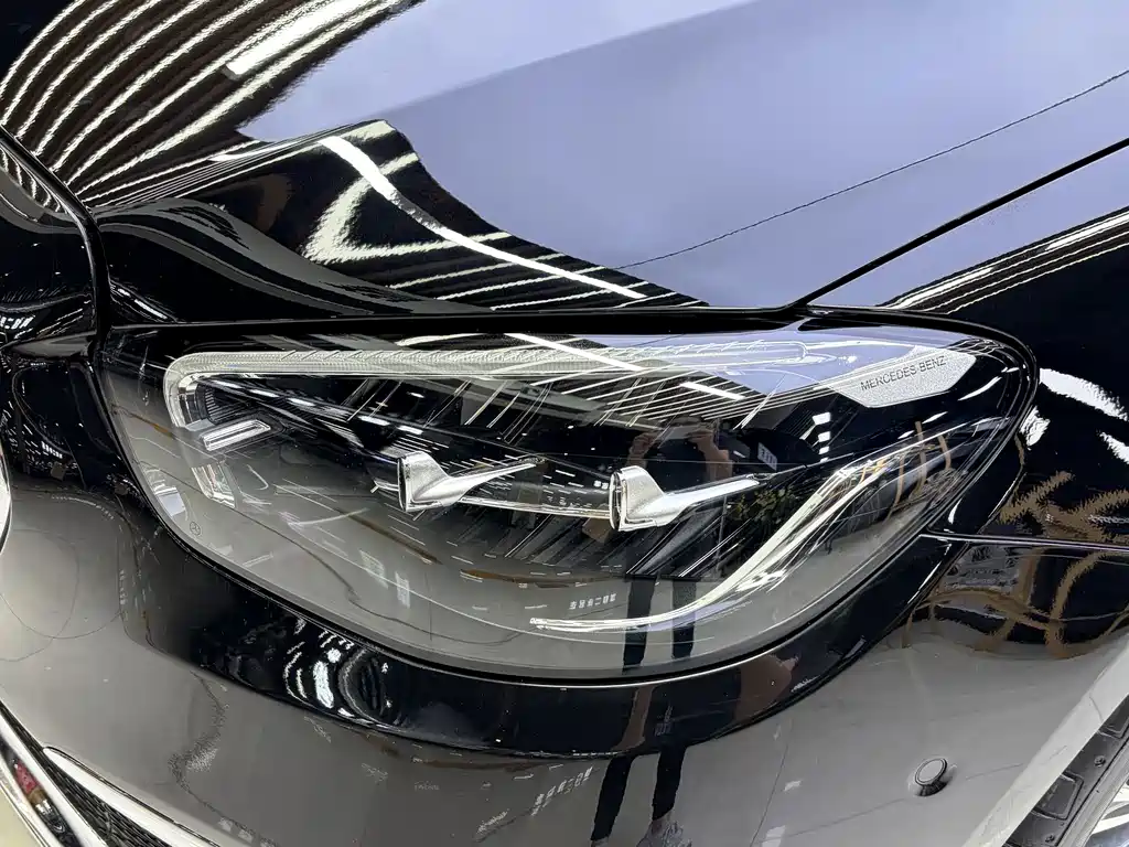 Mercedes-Benz E-Class 2023 — фото 15