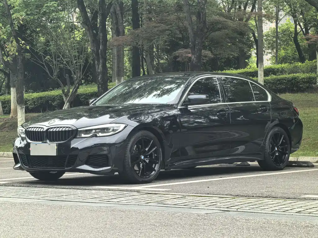 BMW 3 Series 2021