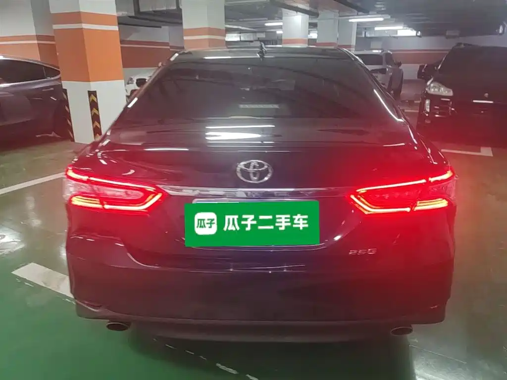 Toyota Camry 2022 — фото 6