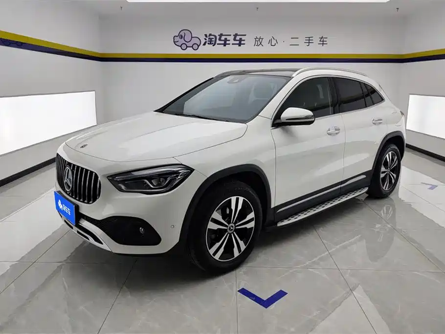 Mercedes-Benz GLA 2022 — фото 1