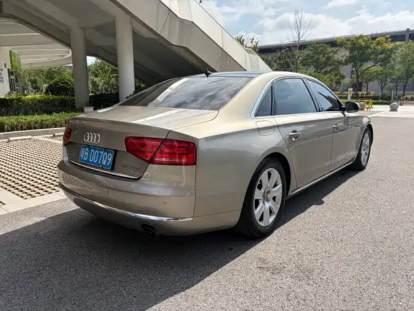 Audi A8 2014