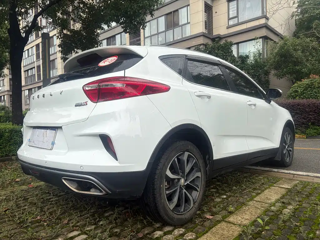 Geely Emgrand GS 2019