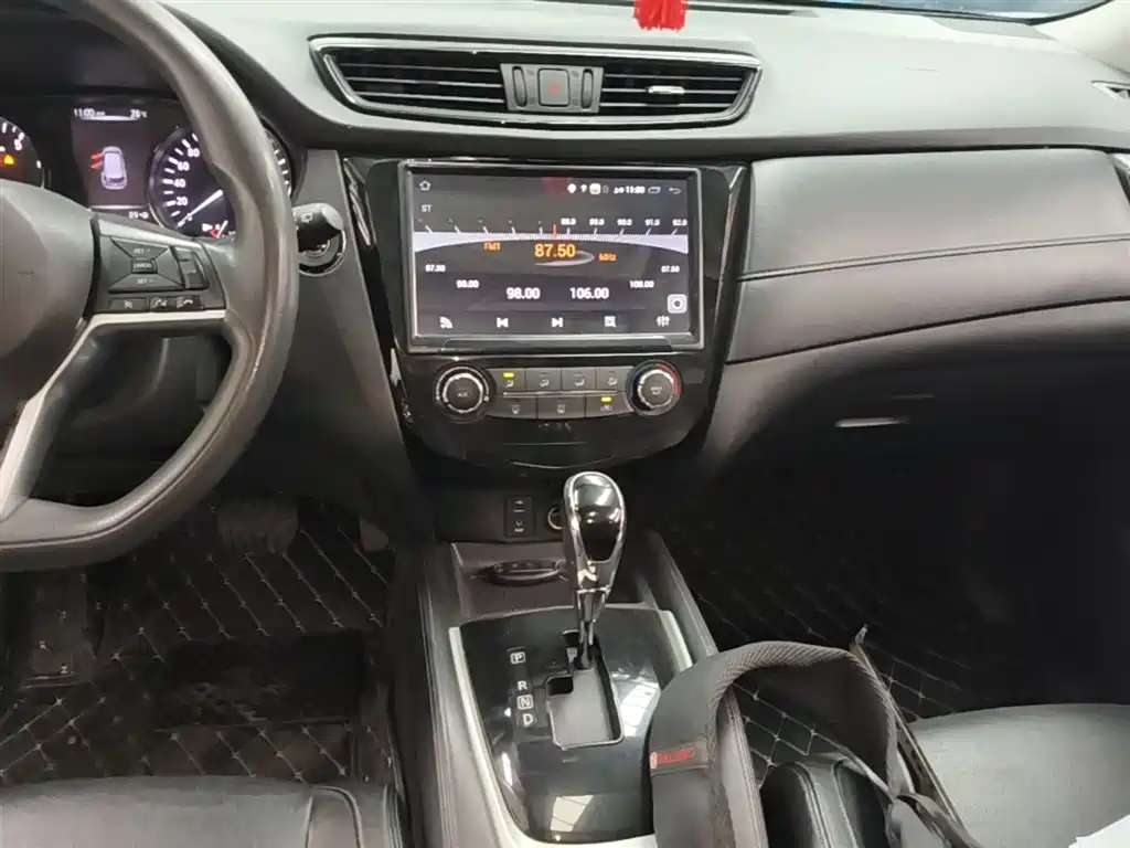 Nissan X-Trail 2017 — фото 13