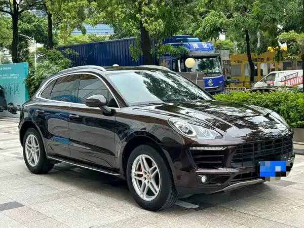 Porsche Macan 2016