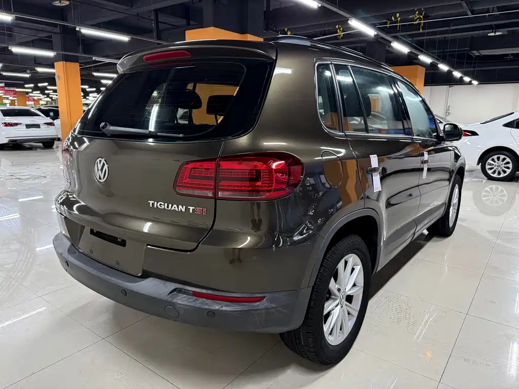 Volkswagen Tiguan 2016 — фото 8
