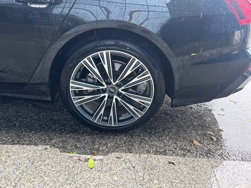 Audi A6L 2024
