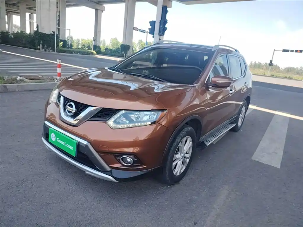 Nissan X-Trail 2015 — фото 1