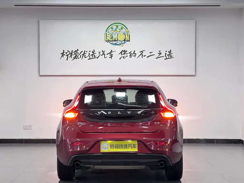 Volvo V40 2016