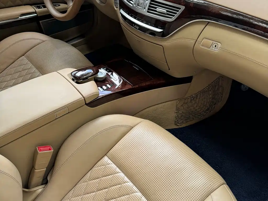 Mercedes-Benz S-Class AMG 2011 — фото 8