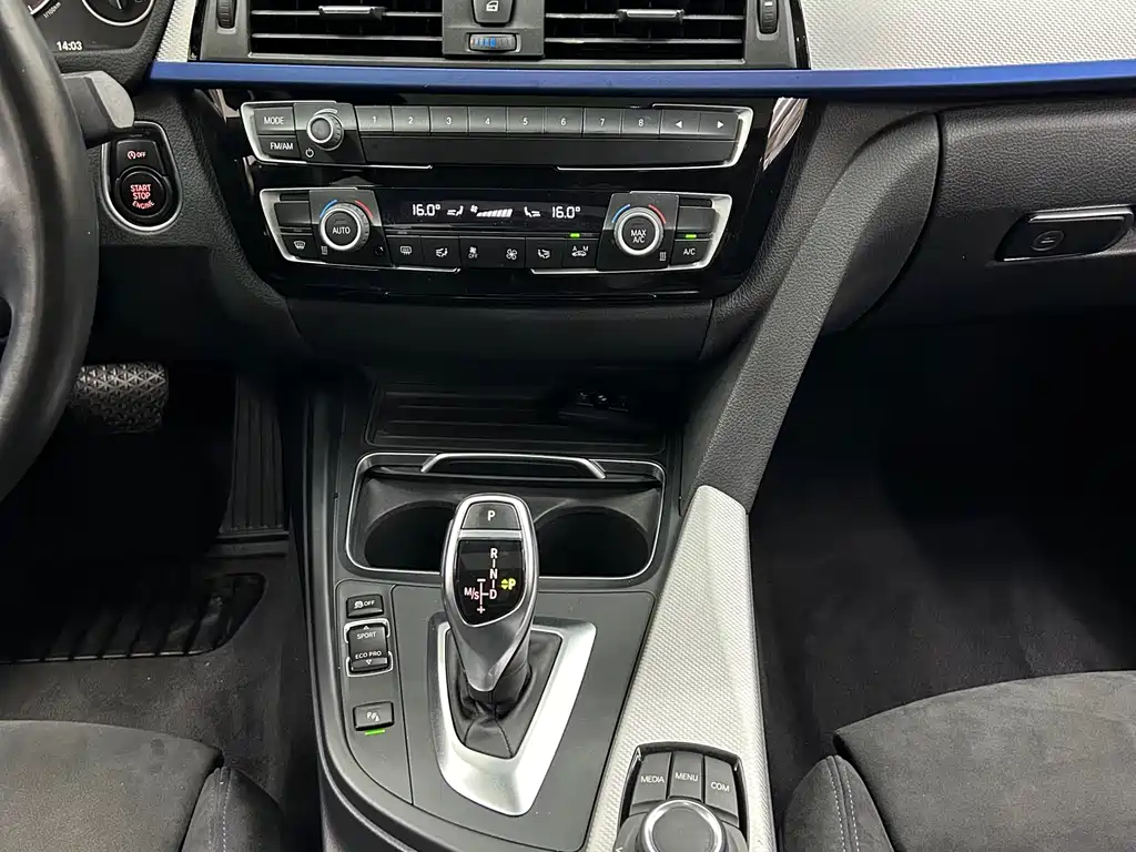 BMW 4 Series 2018 — фото 15