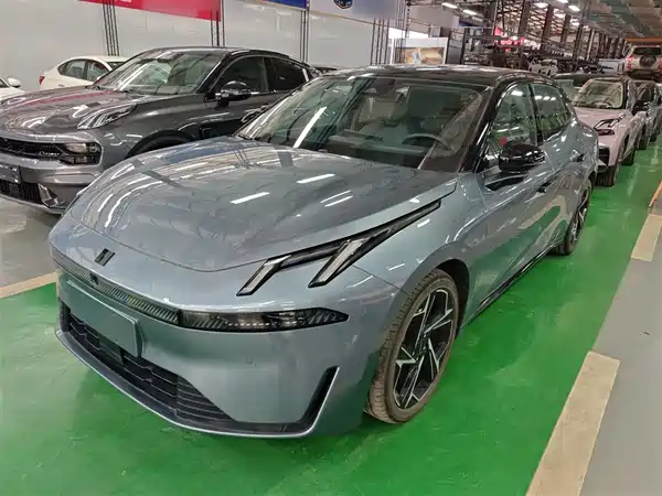 Lynk & Co 07 EM-P 2024
