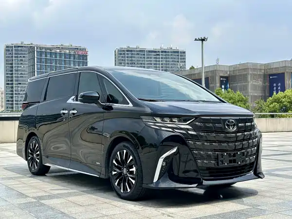 Toyota Alphard 2024