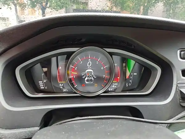 Volvo V40 2019