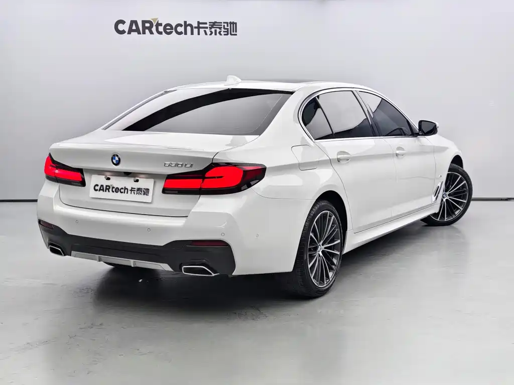 BMW 5 Series 2022