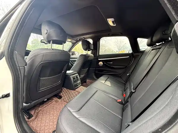 BMW 3 Series GT 2019