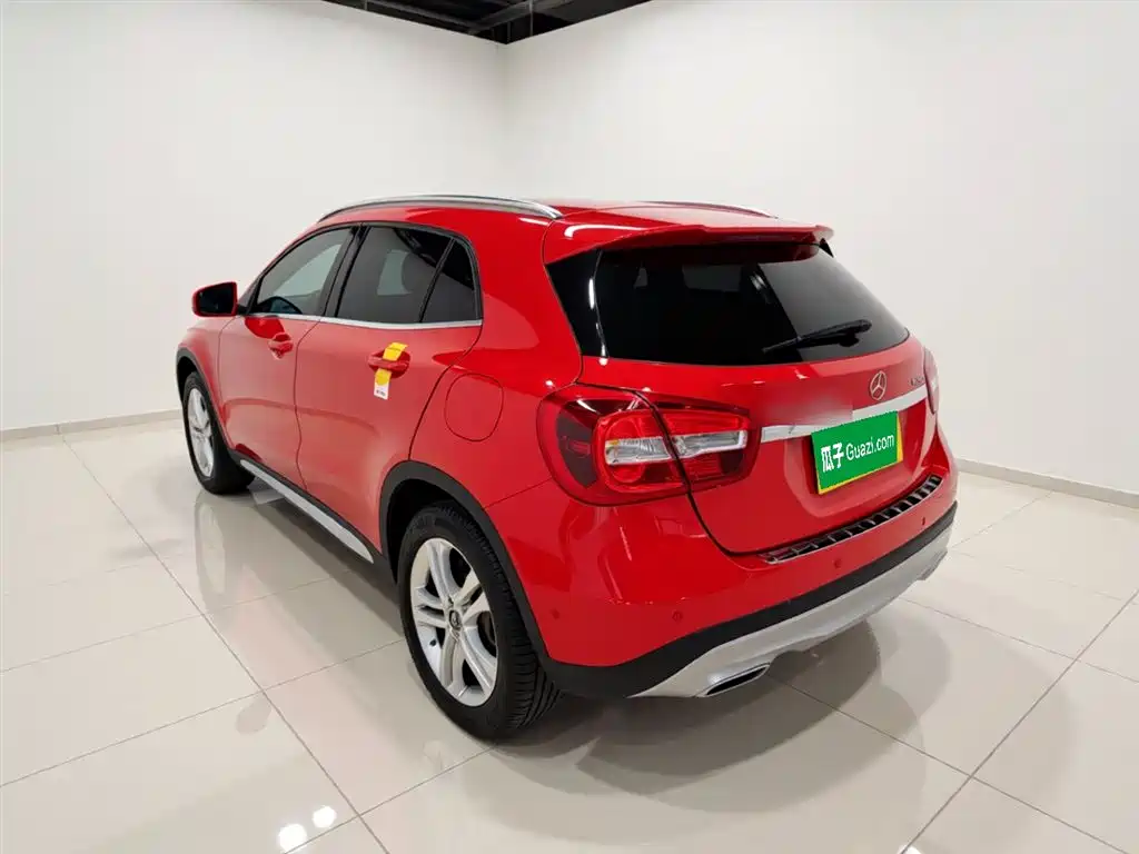 Mercedes-Benz GLA 2017 — фото 23