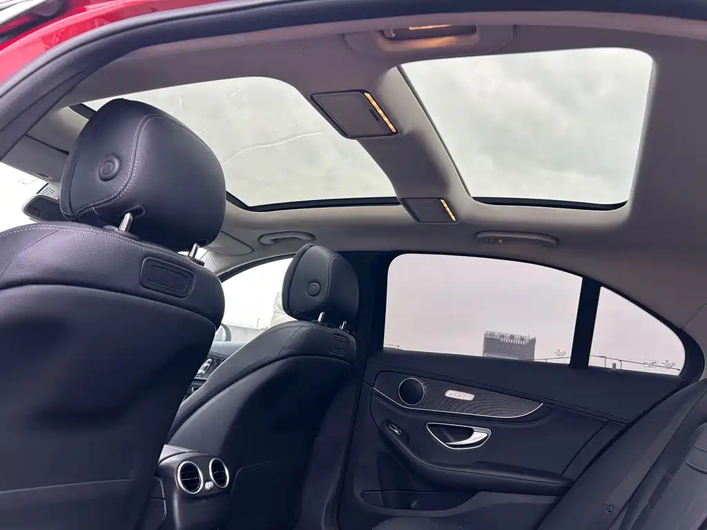 Mercedes-Benz C-Class 2018 — фото 13