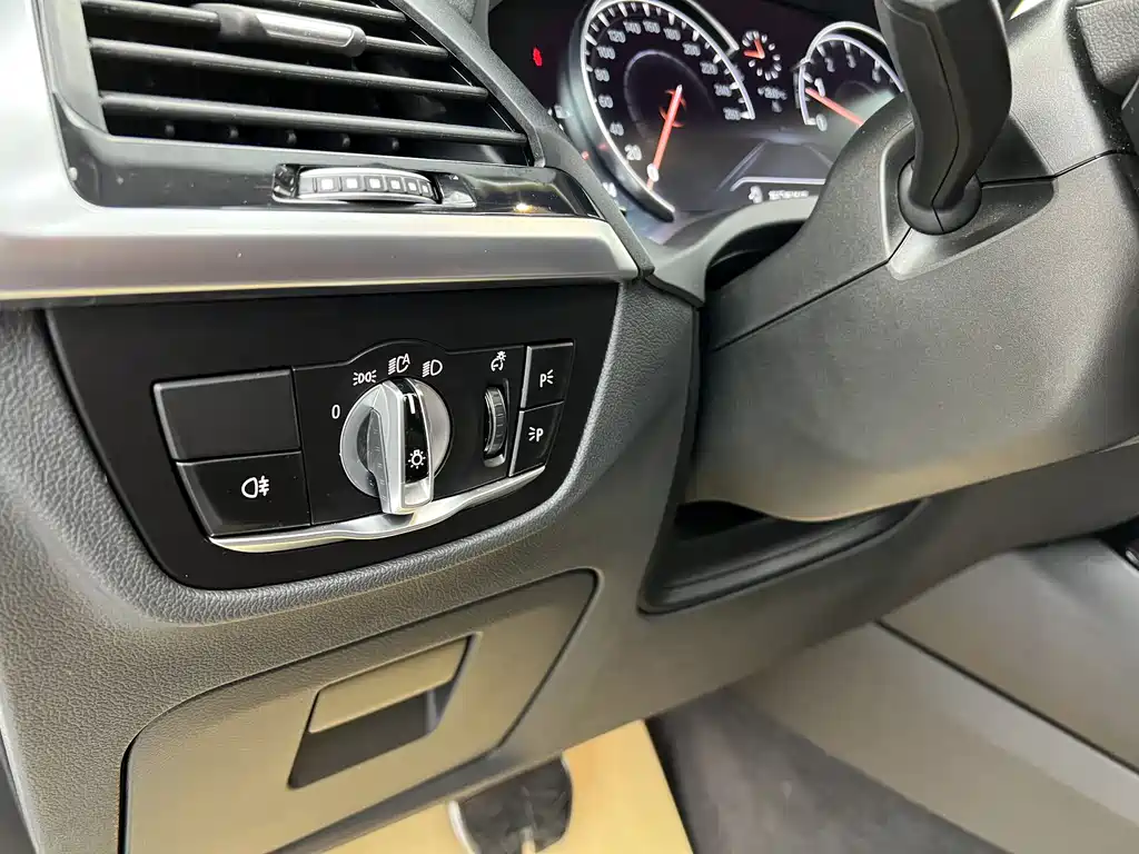 BMW X3 2019
