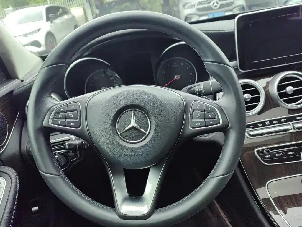 Mercedes-Benz C-Class 2017