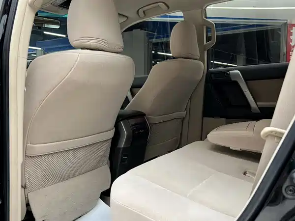 Toyota Prado 2010