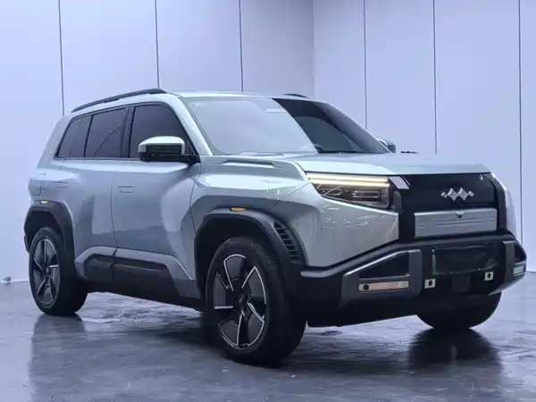 Fangchengbao Titanium 3 2025