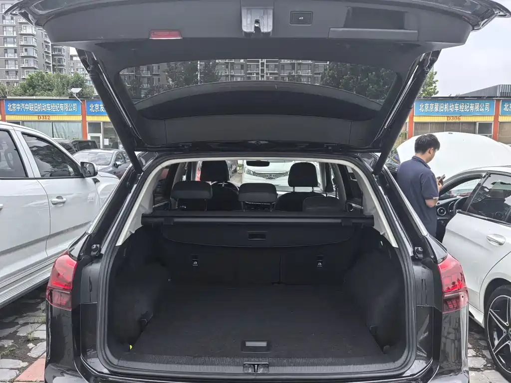 Volkswagen Tayron 2021