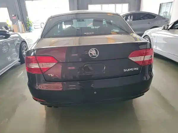 Skoda Superb 2015